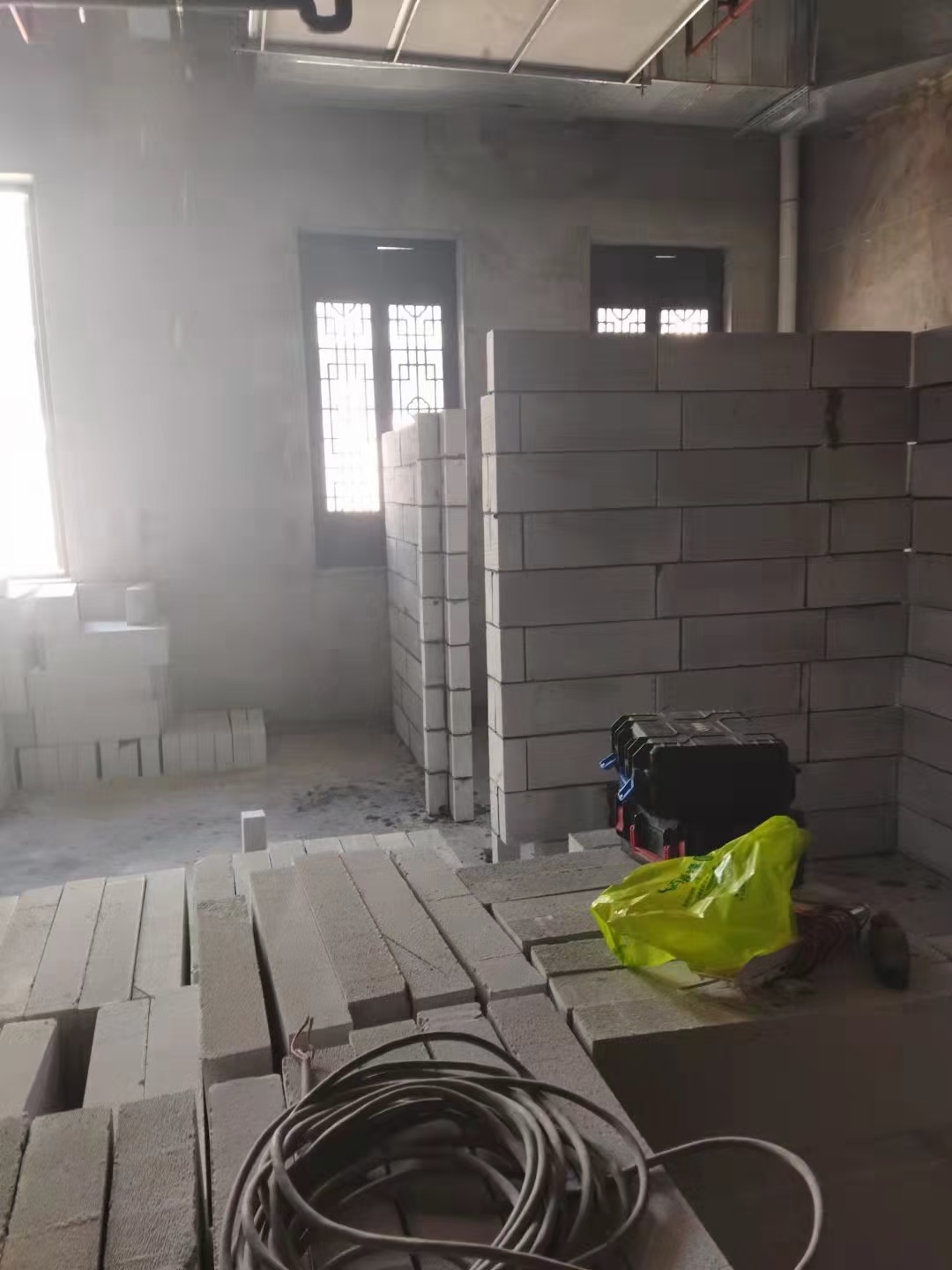 酒店轻质砖隔墙施工